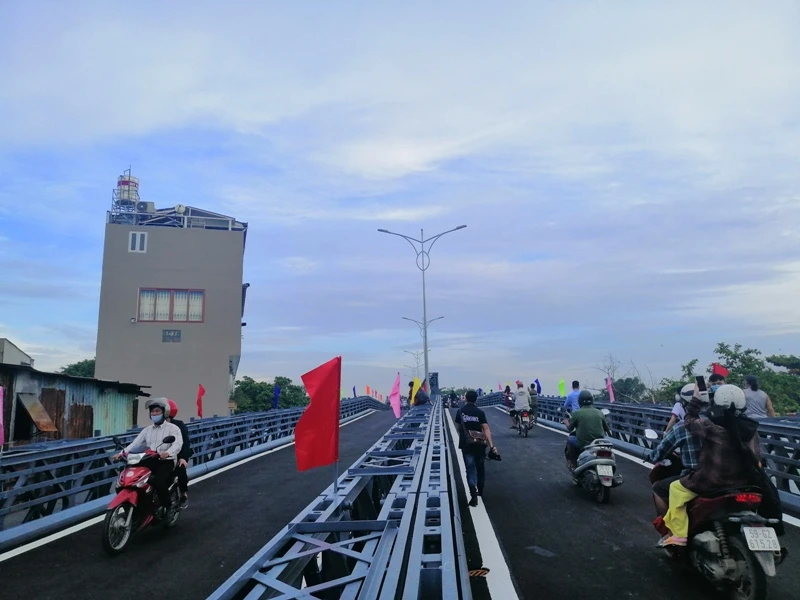 cau-an-phu-dong