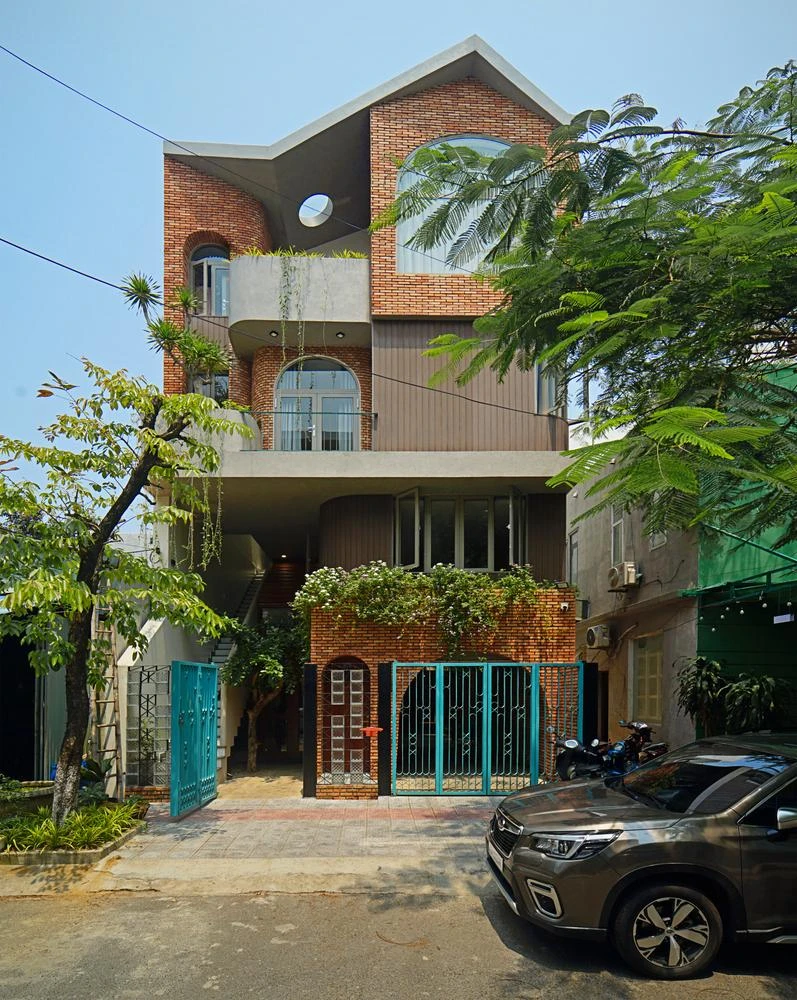 Nhà Mộc Residence có diện tích 130 m² tại quận Hải Châu, TP Đà Nẵng. Nhà Mộc Residence có diện tích 130 m² tại quận Hải Châu, TP Đà Nẵng.