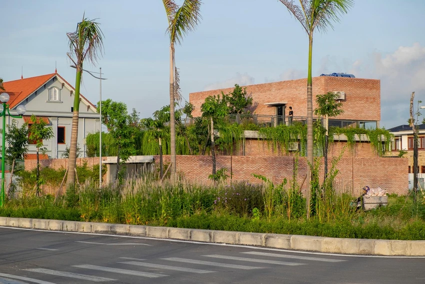 Ngôi nhà có diện tích 400 m² được xây dựng tại Mạo Khê, tỉnh Quảng Ninh.