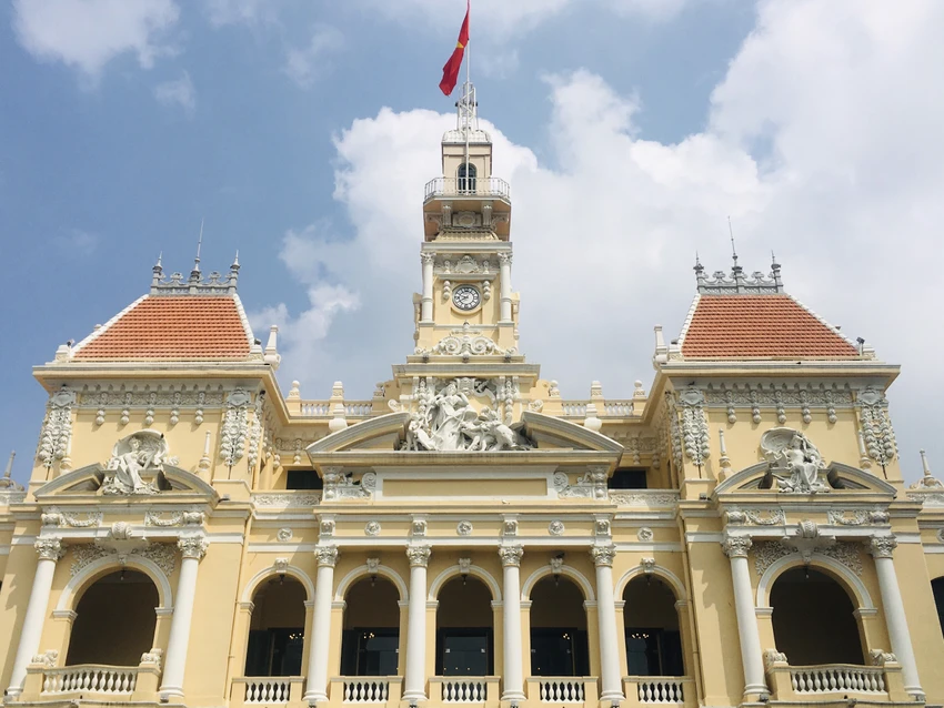Trụ sở HĐND và UBND TP.HCM không chỉ là di tích kiến trúc nghệ thuật cấp quốc gia mà còn là công trình mang nhiều giá trị lịch sử - văn hóa. Trụ sở HĐND và UBND TP.HCM không chỉ là di tích kiến trúc nghệ thuật cấp quốc gia mà còn là công trình mang nhiều giá trị lịch sử - văn hóa.