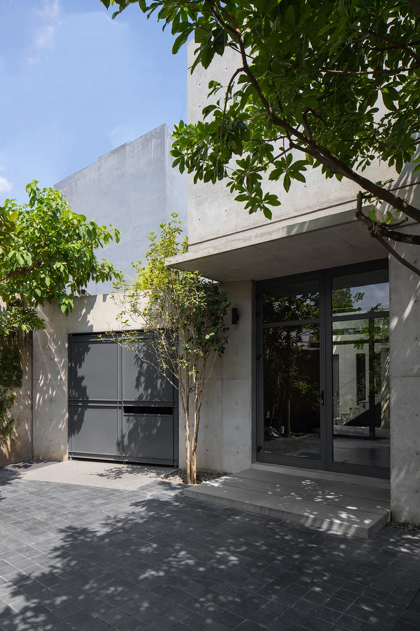 Công trình có diện tích xây dựng 290 m2. Công trình có diện tích xây dựng 290 m2.