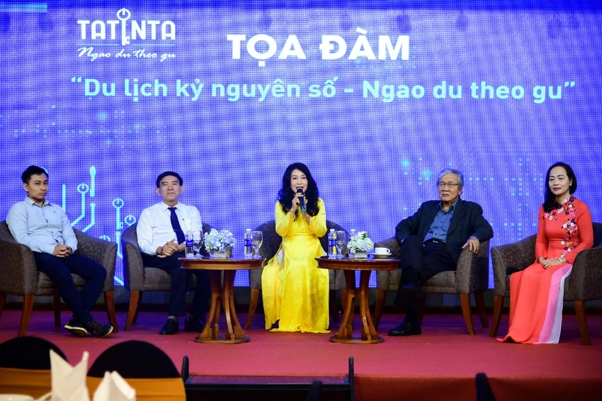 Doanh nghiệp ứng dụng công nghệ phát triển du lịch y tế. Doanh nghiệp ứng dụng công nghệ phát triển du lịch y tế.