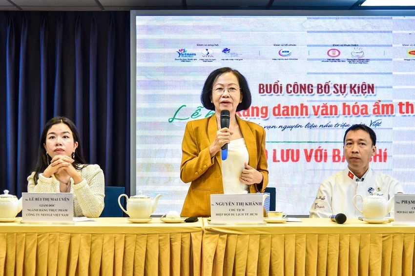 TP.HCM công bố lễ hội “Rạng danh văn hóa ẩm thực Việt". TP.HCM công bố lễ hội “Rạng danh văn hóa ẩm thực Việt".