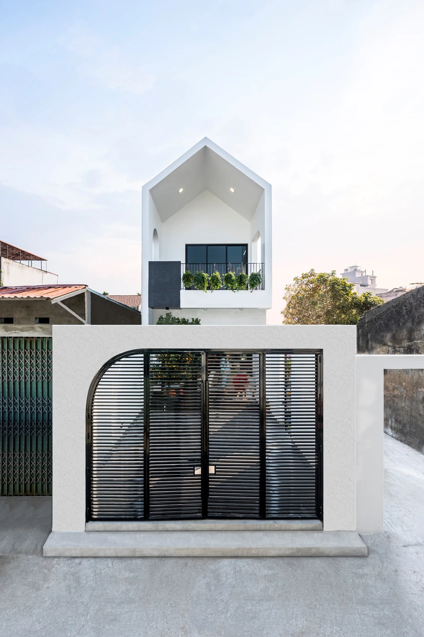 MJ House được thiết kế bởi văn phòng kiến trúc MAD.e Studio tọa lạc tỉnh Hà Nam. MJ House được thiết kế bởi văn phòng kiến trúc MAD.e Studio tọa lạc tỉnh Hà Nam.