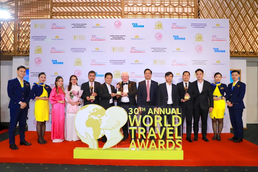 Tập đoàn Vietravel đón nhận bốn giải thưởng.