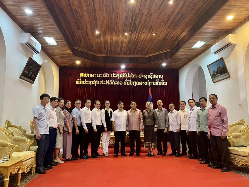 Ngành Du lịch TP.HCM tham gia Tuần lễ văn hóa du lịch vùng Tây Bắc và TP. HCM năm 2023 tại Luông Pha Băng (Lào).