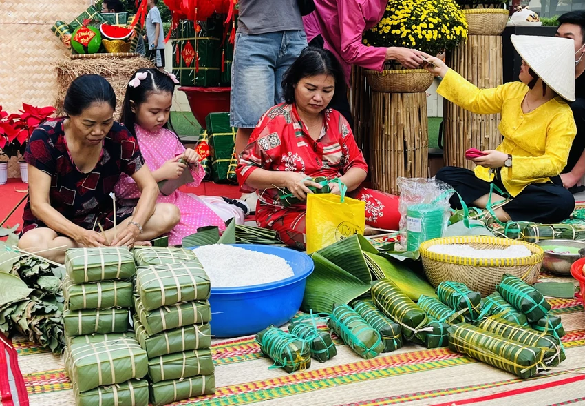 goi-banh-chung-10.jpg
