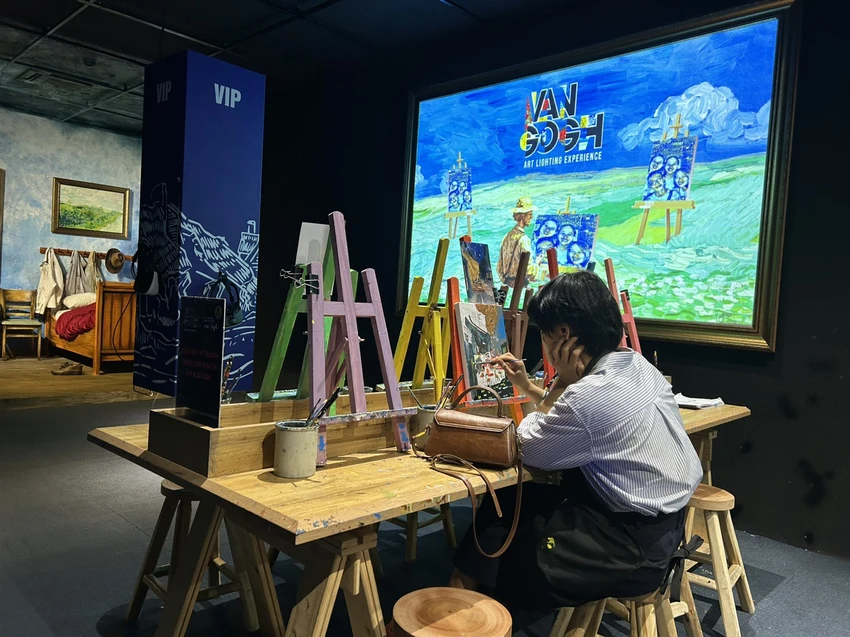 trien-lam-van-gogh-11.jpg