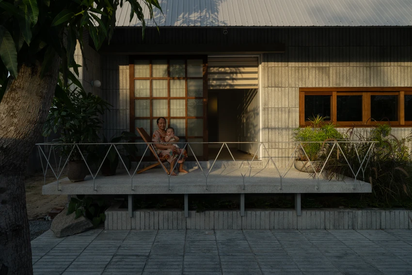 ngoi-nha-doi-non-3.jpg
