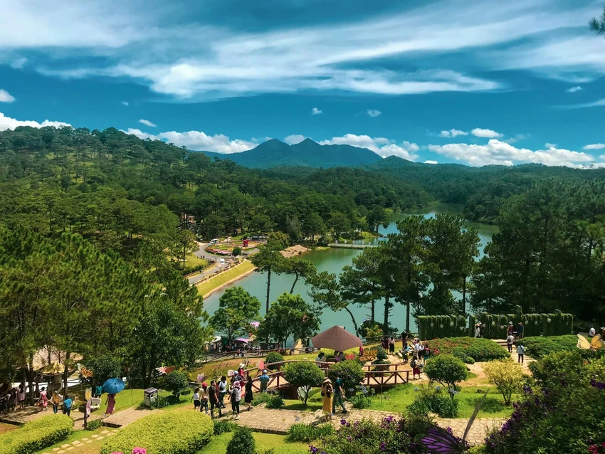 Đà Lạt lọt top năm điểm đến tiết kiệm trong mùa hè 2025. Nguồn: Unsplash | Thai Tong.