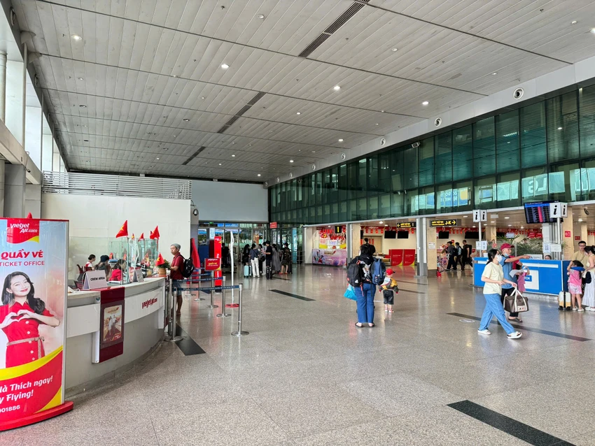 san-bay-Tan-Son-Nhat-8.jpg