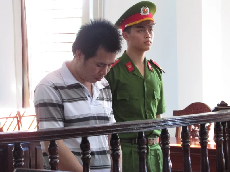 Bảo vệ công trình ngồi tù vì tiếp tay trộm vật tư ảnh 1 bảo vệ tiếp tay trộm vật tư