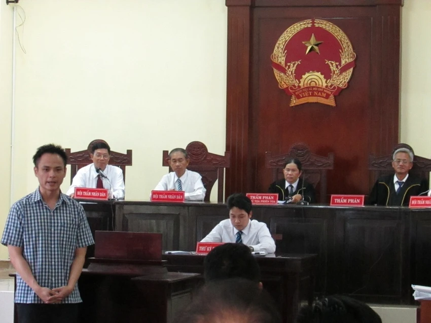 'Nổ' kinh doanh dầu khí, lừa huy động vốn hơn 5 tỉ
