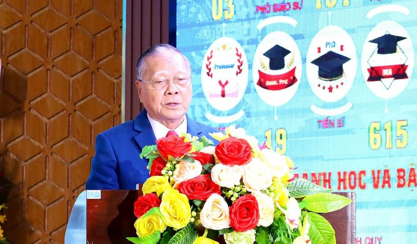 TS Nguyễn Văn Quang – Hiệu trưởng Trường Đại học Nam Cần Thơ phát biểu. Ảnh: CTV TS Nguyễn Văn Quang – Hiệu trưởng Trường Đại học Nam Cần Thơ phát biểu. Ảnh: CTV