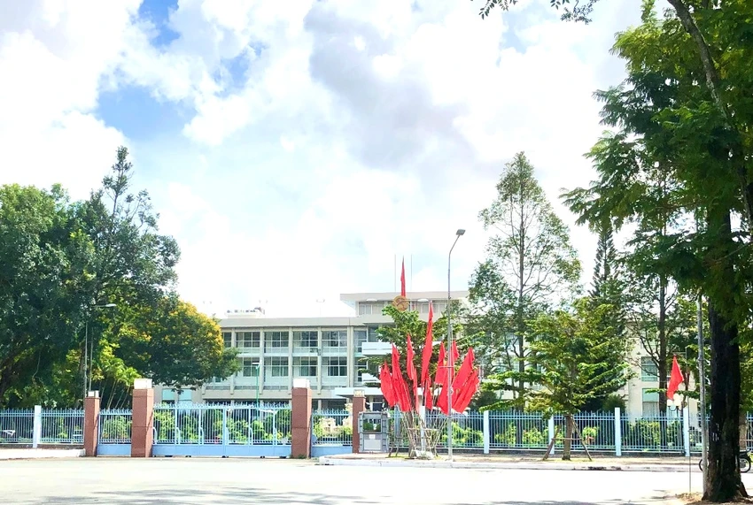 Trụ sở UBND TP Cần Thơ. Ảnh: NHẪN NAM