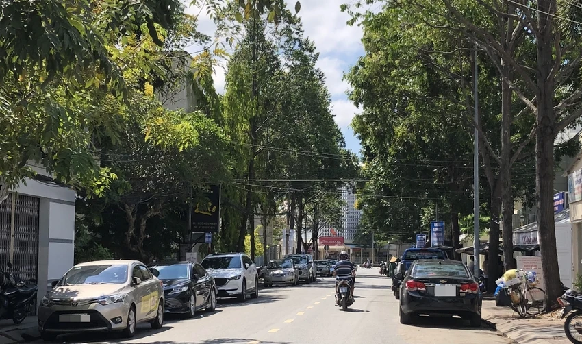 đỗ xe dưới lòng đường ở Cần Thơ đỗ xe dưới lòng đường ở Cần Thơ