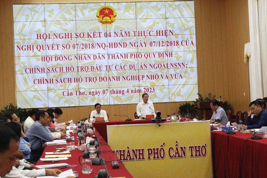 Quang cảnh hội nghị sơ kết Nghị quyết 07/2018 của HĐND TP Cần Thơ. Ảnh: NHẪN NAM Quang cảnh hội nghị sơ kết Nghị quyết 07/2018 của HĐND TP Cần Thơ. Ảnh: NHẪN NAM