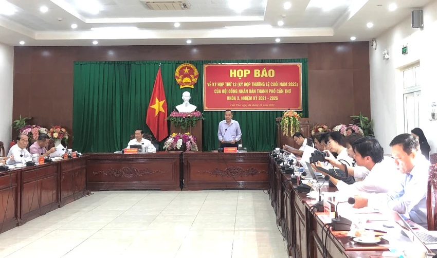HĐND TP Cần Thơ tổ chức họp báo tổ chức kỳ họp cuối năm