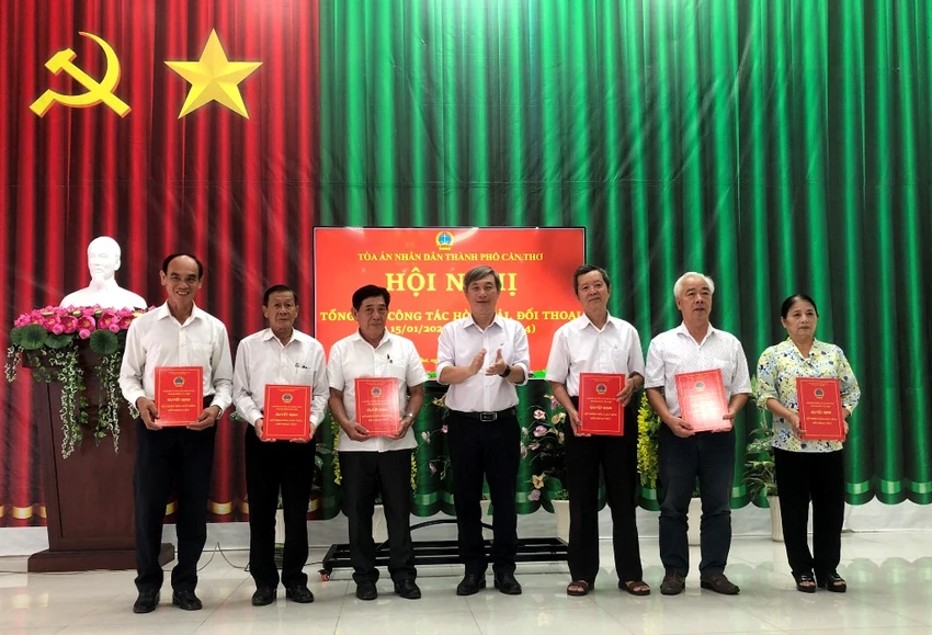 bo-nhiem-hoa-giai-vien-4.jpg