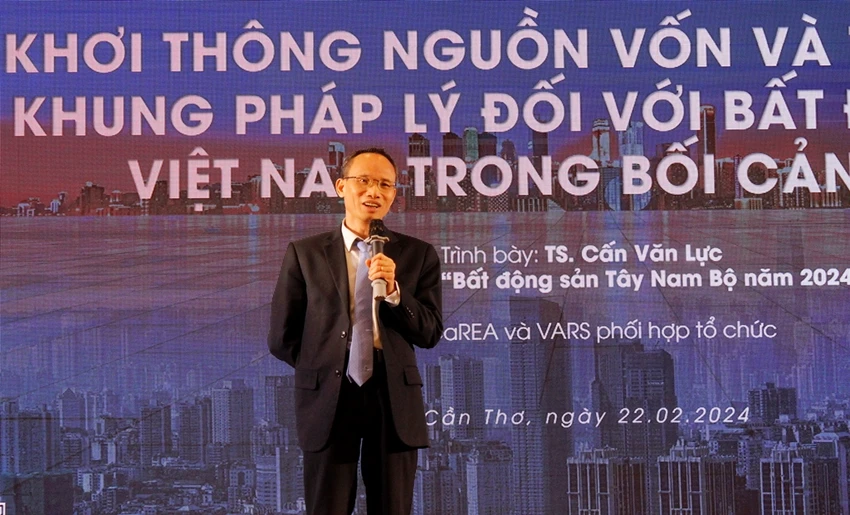 ts-can-van-luc.JPG