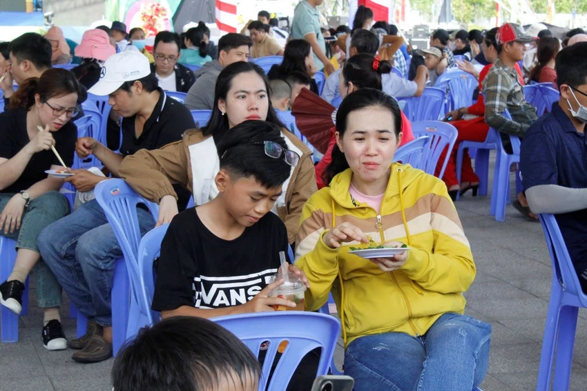 banh-xeo-khong-lo-2.jpg