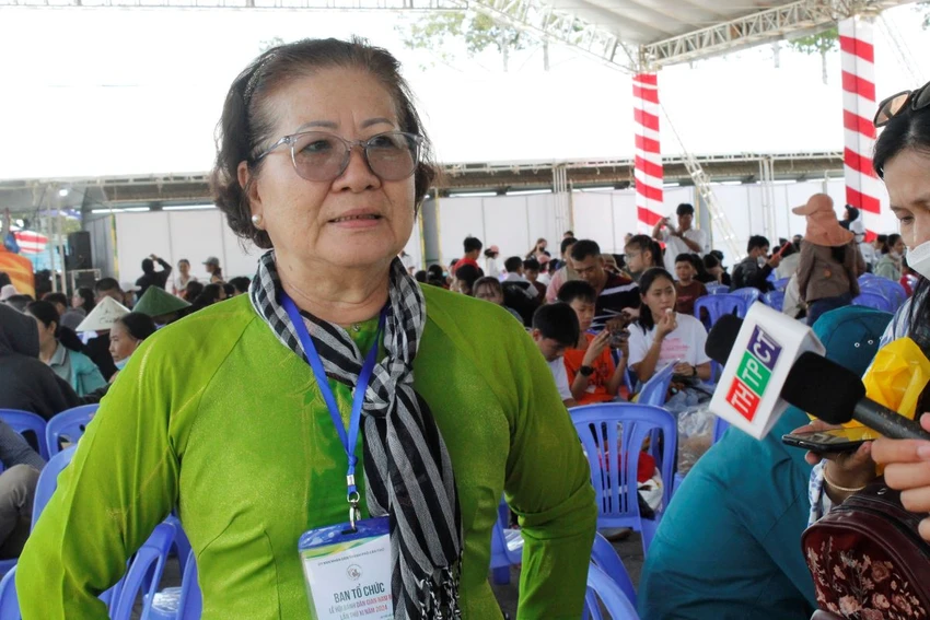banh-xeo-khong-lo-3.jpg