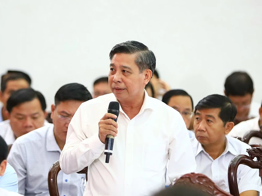dong-van-thanh-chu-tich-hau-giang.jpg