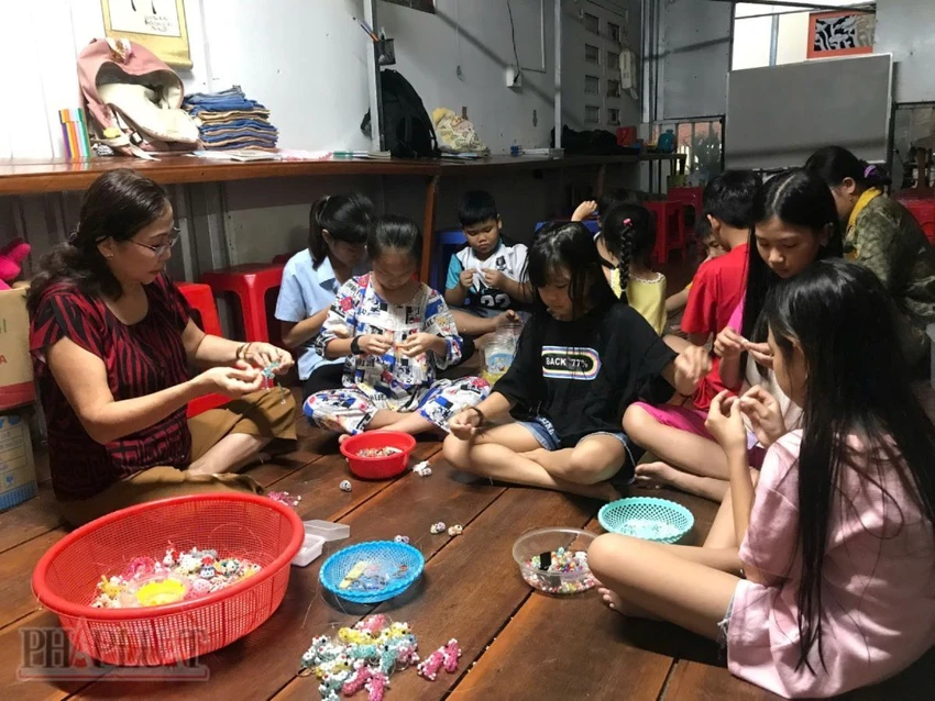 lop-hoc-tinh-thuong-4.jpg
