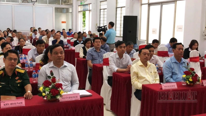 dai-bieu-hdnd-tp-can-tho-tiep-xuc-cu-tri.jpg