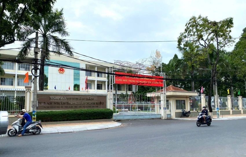 trụ sở UBND quận Ninh Kiều, TP Cần Thơ