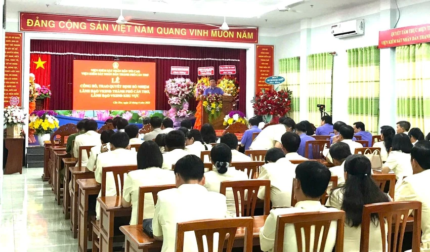 hoi-nghi.jpg