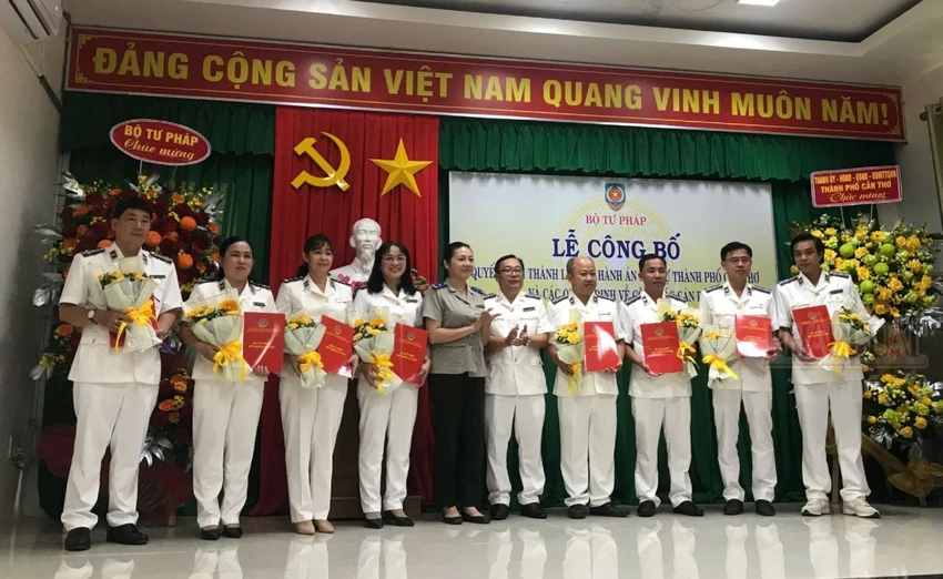 lanh-dao-19-phong-thads-tp-can-tho-2.jpg