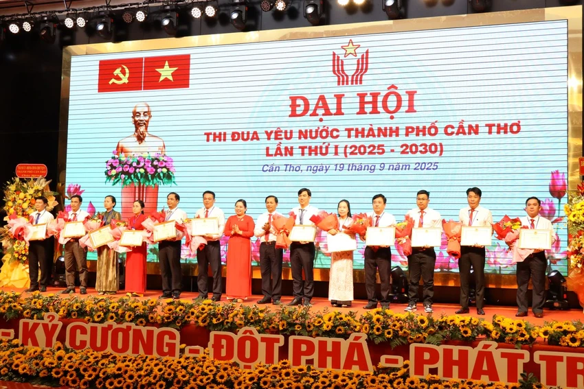 thi-dua-yeu-nuoc-tp-can-tho-1.jpg