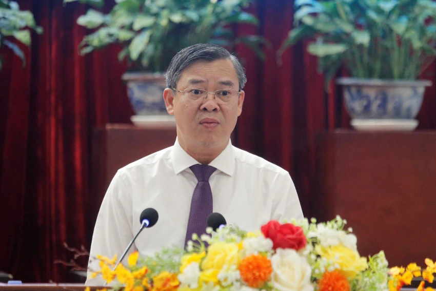 Chủ tịch UBND TP Cần Thơ Trương Cảnh Tuyên