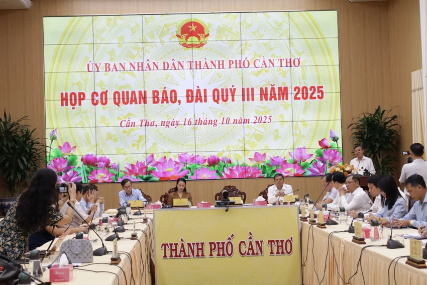 tp-can-tho-hop-bao-2.JPG