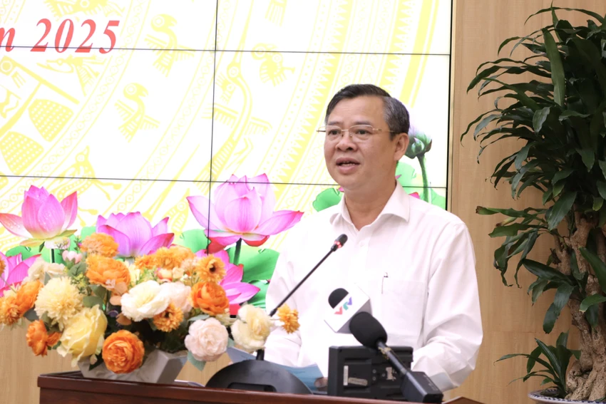 Chủ tịch UBND TP Cần Thơ Trương Cảnh Tuyên