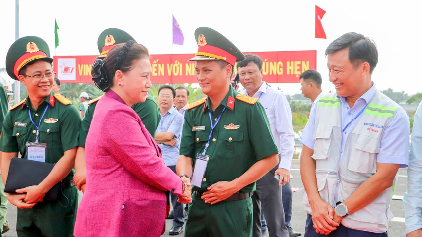 khanh-thanh-cao-toc-can-tho-ca-mau.jpg