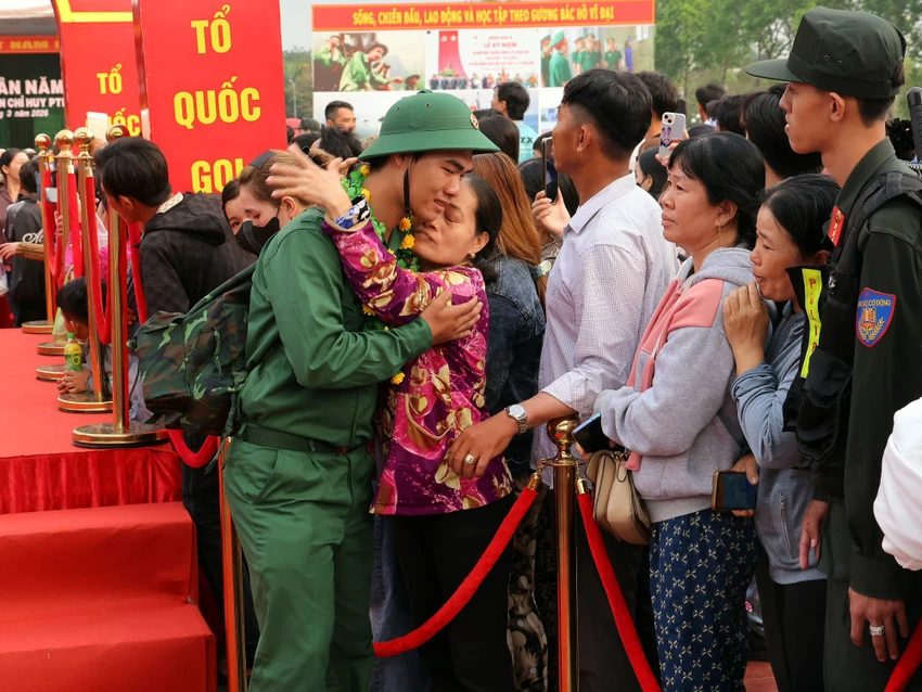 can-tho-giao-quan-2.jpg