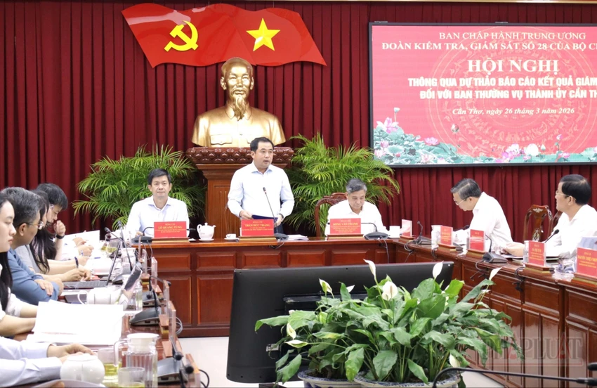 doan-giam-sat-bo-chinh-tri-tai-can-tho.jpg