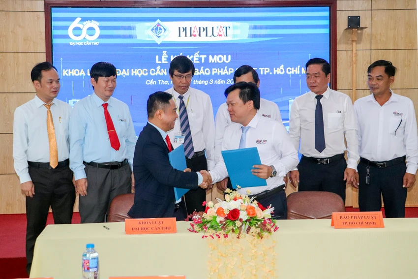 ky-ket-hop-tac-bao-phap-luat-khoa-luat-7.jpg