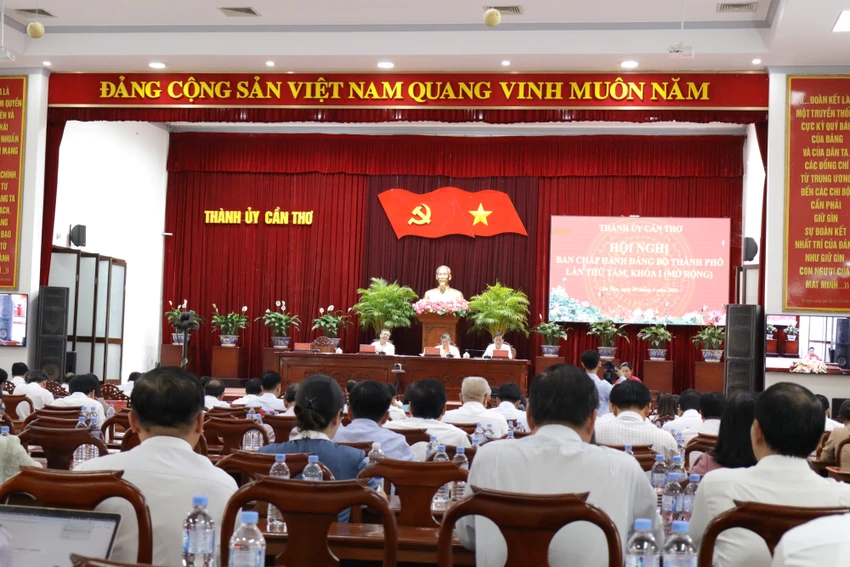 hoi-nghi-thanh-uy-can-tho.jpg