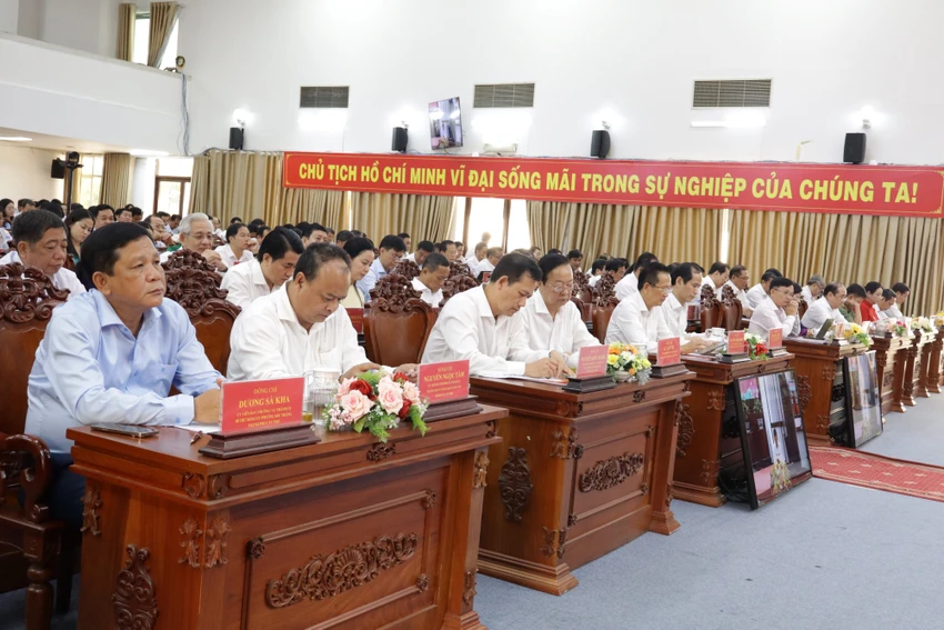 thanh-uy-can-tho-3.JPG