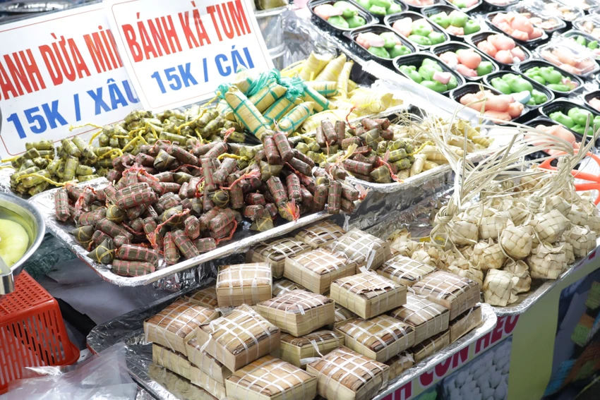 le-hoi-banh-dan-gian-nam-bo-can-tho-10.jpg