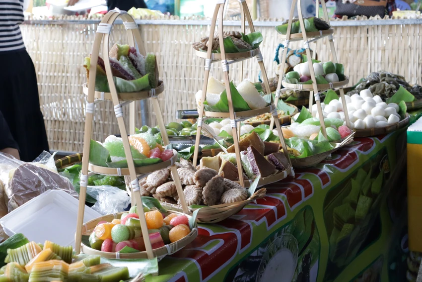 le-hoi-banh-dan-gian-nam-bo-can-tho-2.jpg