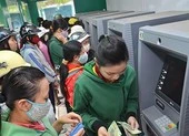 Vietcombank miễn phí chuyển thẻ ATM sang thẻ chip ảnh 1 Ngân hàng đau đầu với chi phí chuyển thẻ từ sang thẻ chip