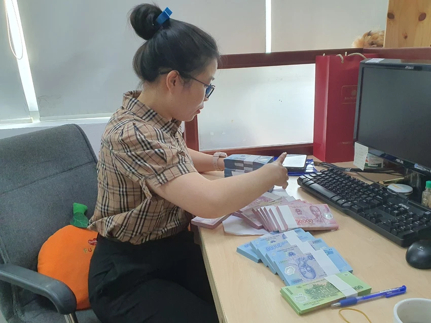 đổi tiền