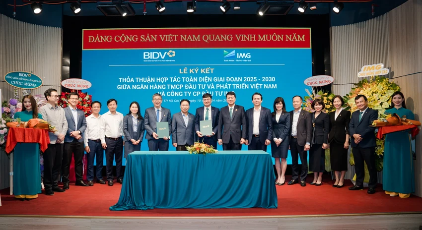 Đại diện BIDV và IMG ký kết Thỏa thuận hợp tác toàn diện, phát triển bền vững