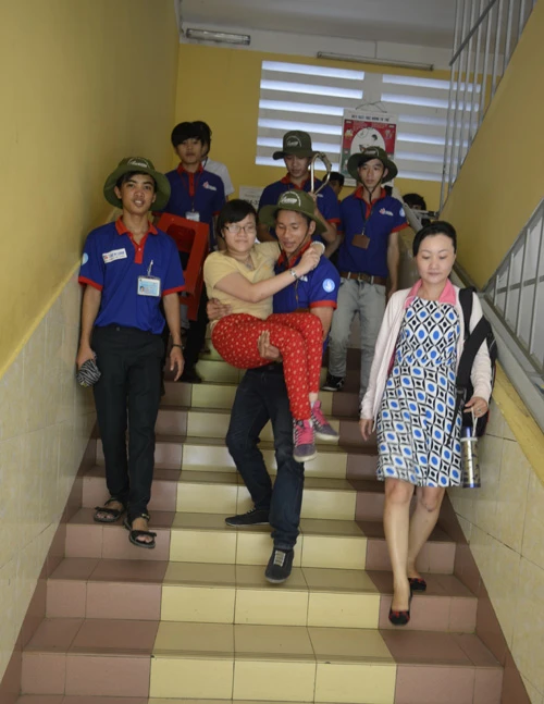 Thí sinh được miễn thi tốt nghiệp hoàn thành kỳ thi Đại học ảnh 2 Thí sinh được miễn thi tốt nghiệp hoàn thành kỳ thi Đại học ảnh 2
