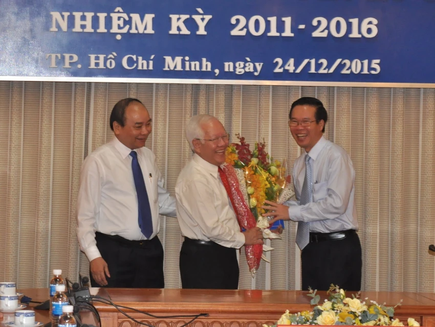 Phó Thủ tướng trao quyết định phê chuẩn nhân sự mới tại TP.HCM ảnh 2 Phó Thủ tướng trao quyết định phê chuẩn nhân sự mới tại TP.HCM ảnh 2