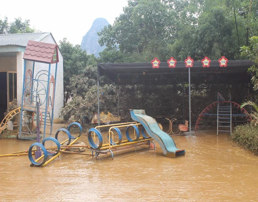 sau lũ lụt